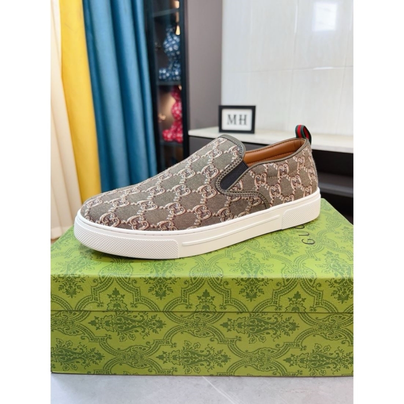G*u*i casual shoes